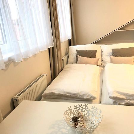 Rezidence Weisovka Apartment Ceske Budejovice Bagian luar foto