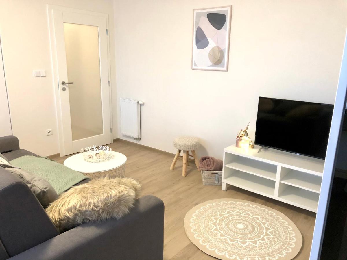 Rezidence Weisovka Apartment Ceske Budejovice Bagian luar foto